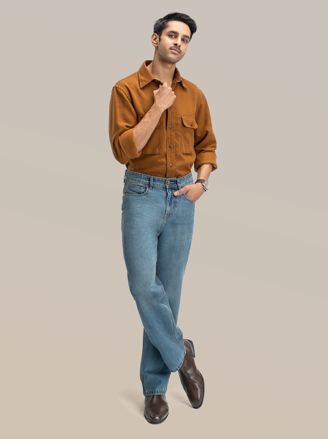 Regular fit jeans in mid blue